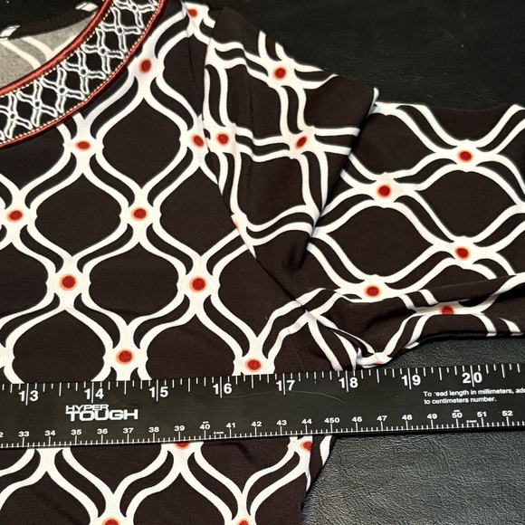 White House Black Market Black and White Geometric Dress size Small - Picture 10 of 12